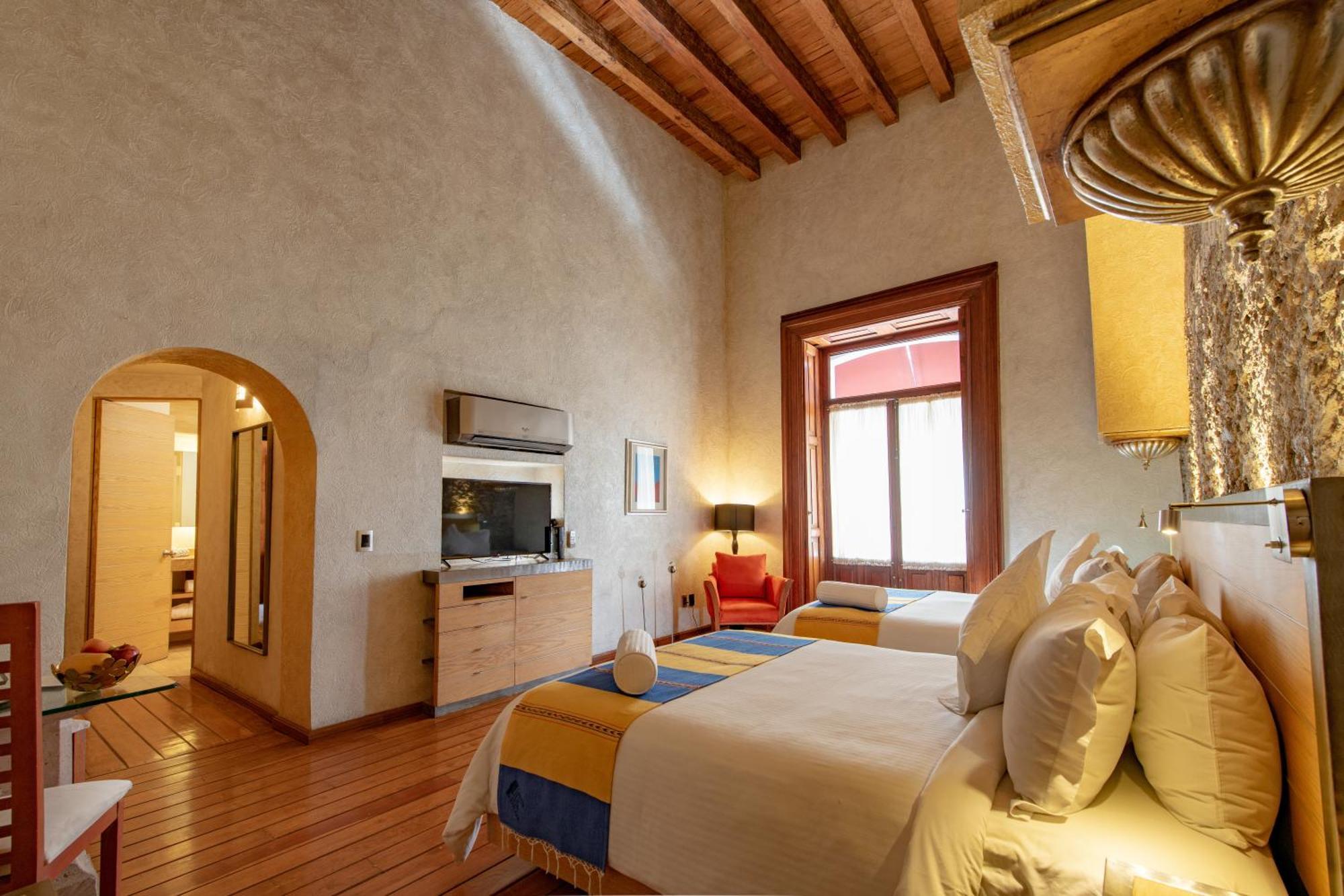 Hotel Boutique Casona De La China Poblana - Adults Only Puebla Bagian luar foto